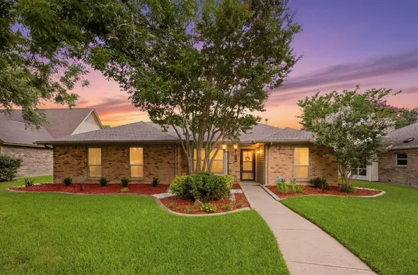 $449,500 | 219 Hemlock Drive, Richardson, TX 75081