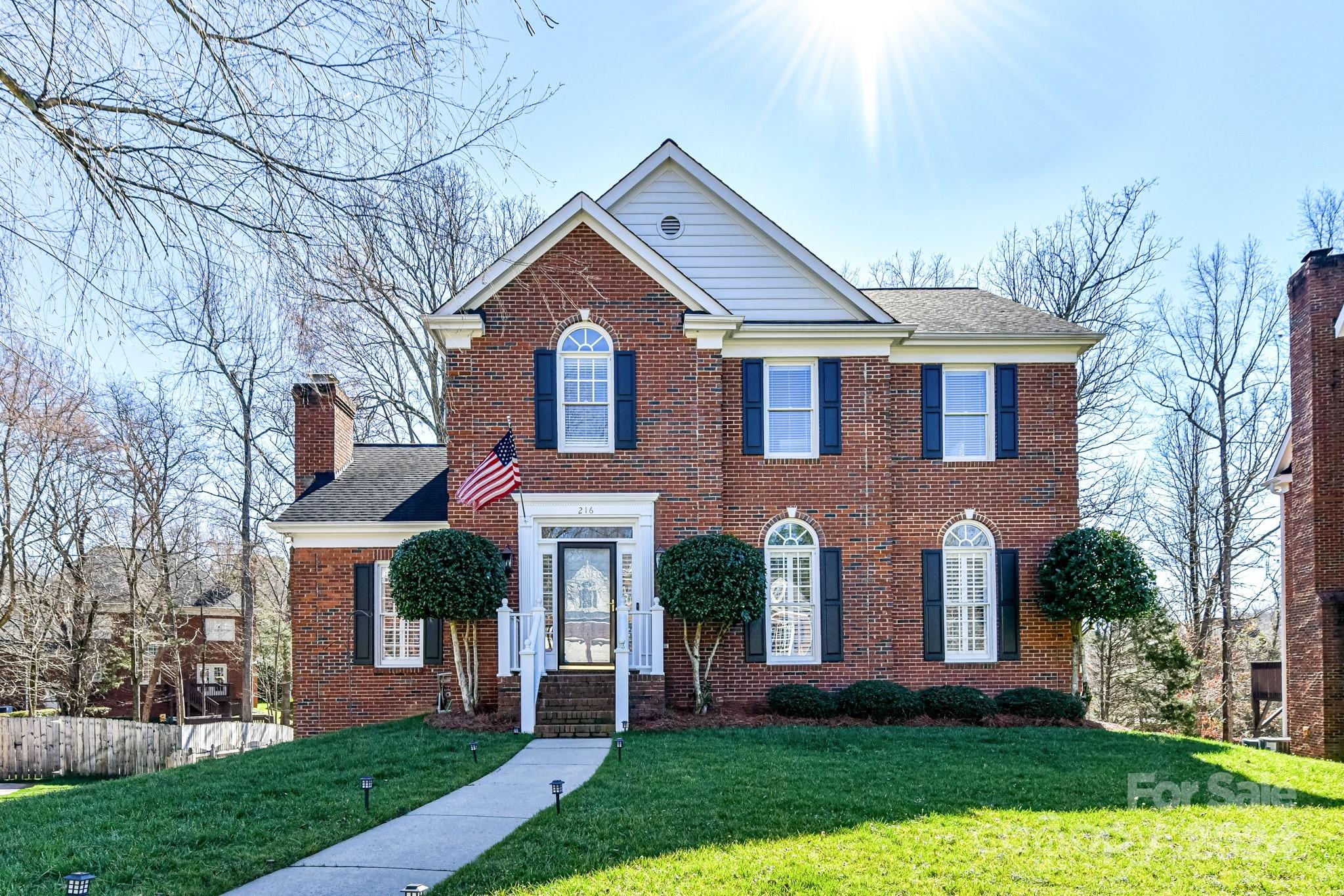 216 Rosedale Lane Matthews, NC 28105 - Photo 1 of 41 Gallery Image 1