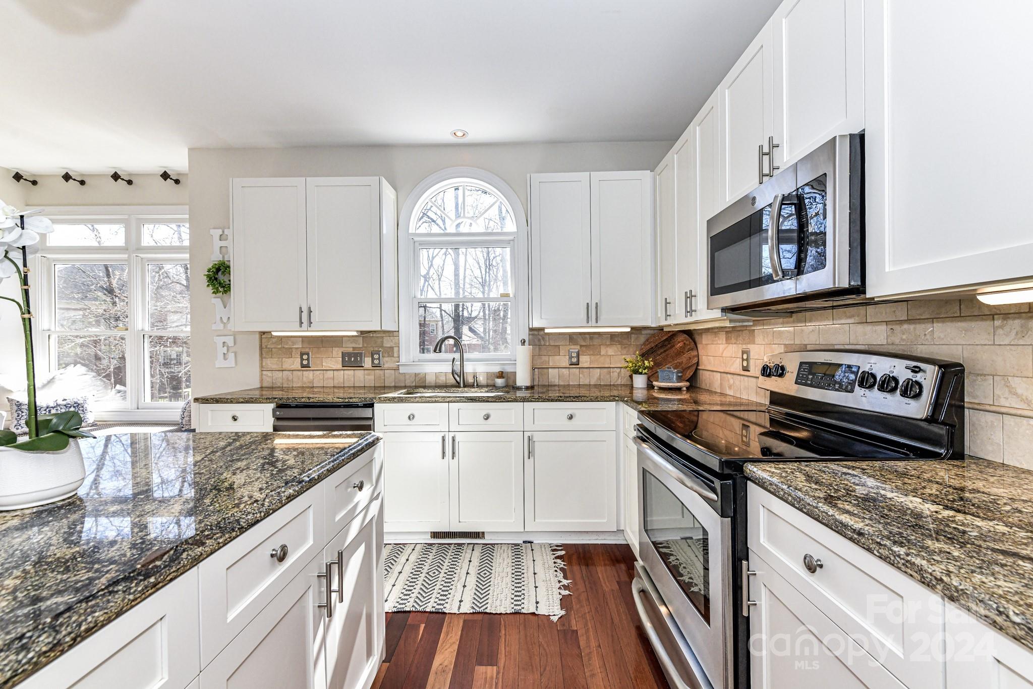216 Rosedale Lane Matthews, NC 28105 - Photo 19 of 41 Gallery Image 19
