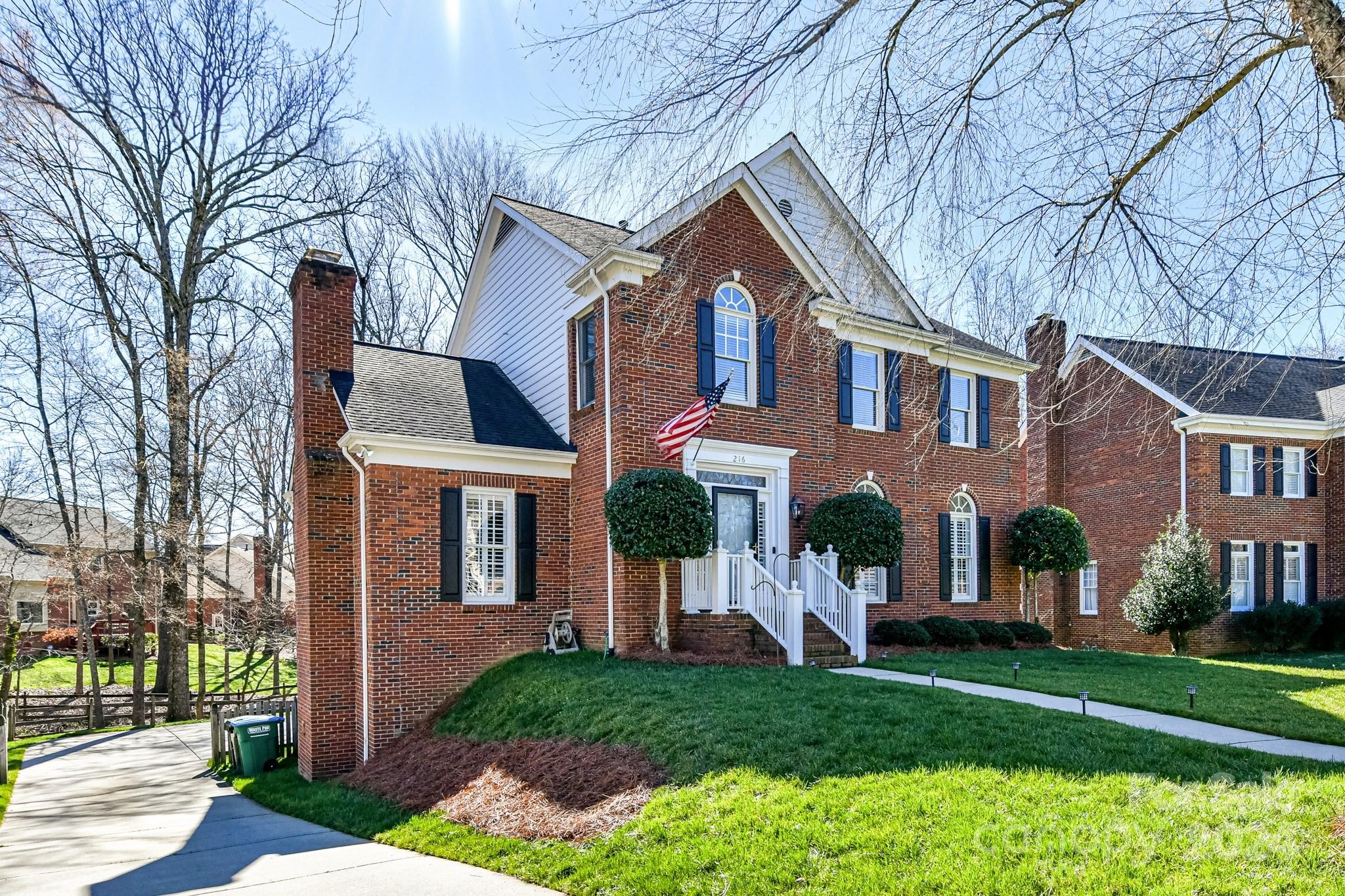 216 Rosedale Lane Matthews, NC 28105 - Photo 2 of 41 Gallery Image 2