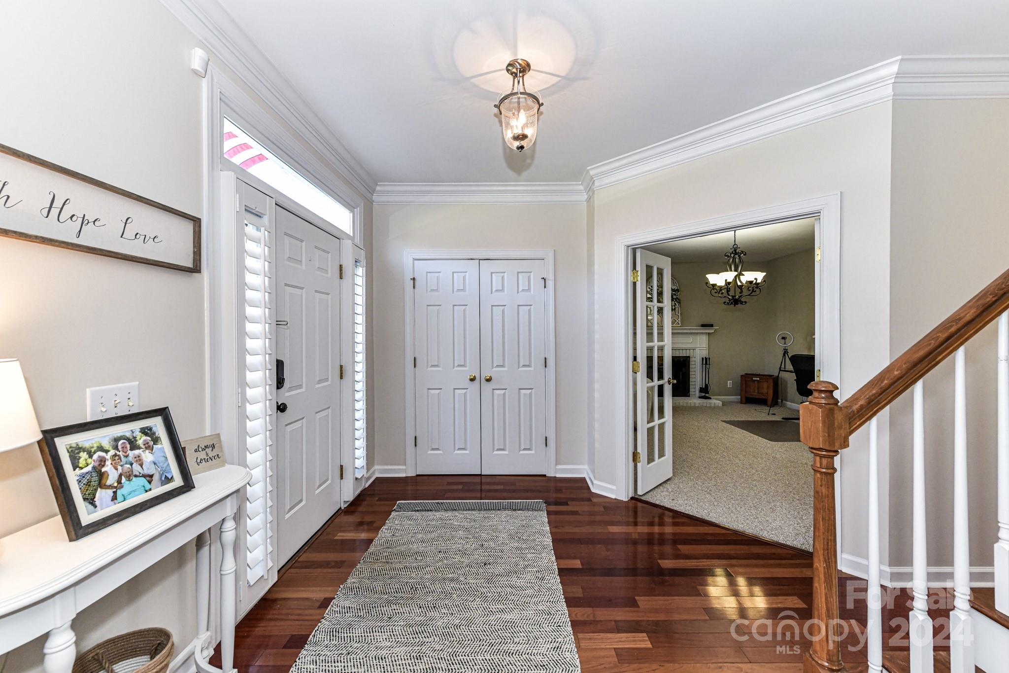216 Rosedale Lane Matthews, NC 28105 - Photo 6 of 41 Gallery Image 6