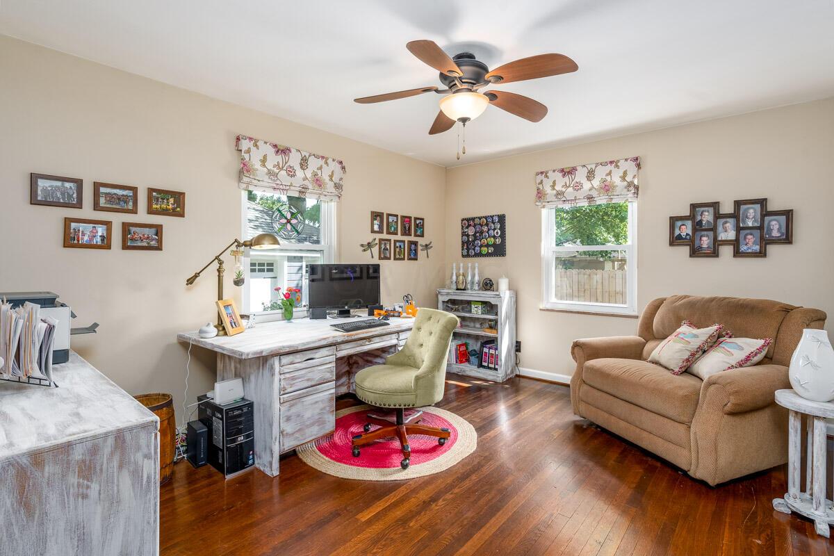 102 James Road Columbus, OH 43230 - Photo 18 of 46
