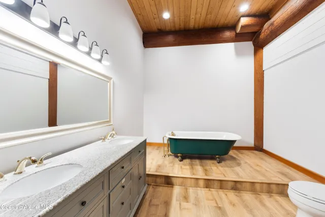 $8,500,000 | 533739 Highway 95, Bonners Ferry, ID 83805