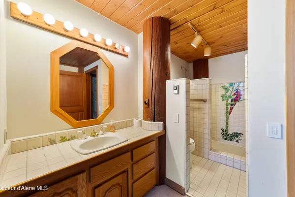 $8,500,000 | 533739 Highway 95, Bonners Ferry, ID 83805