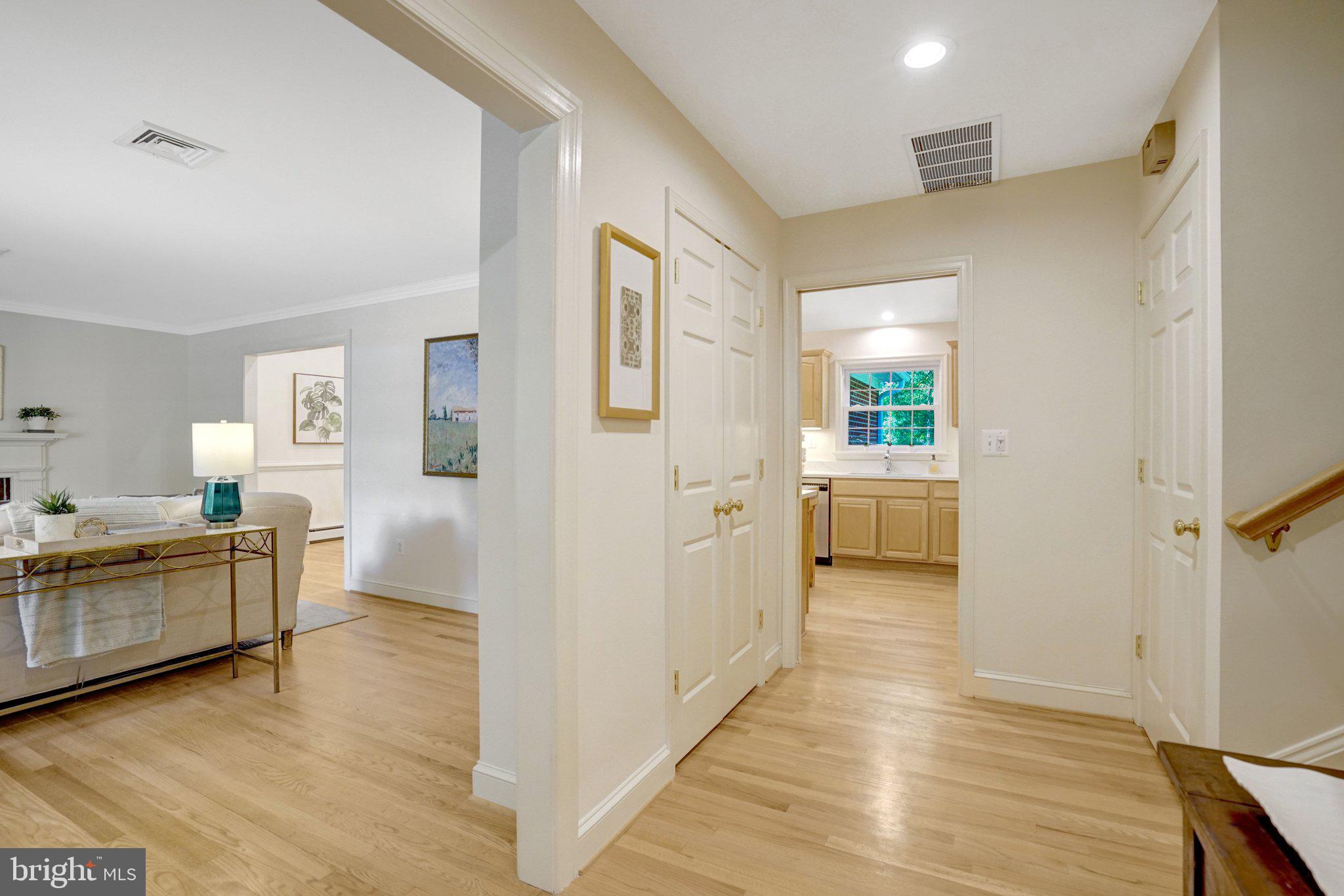 4409 Ferry Landing Road Alexandria, VA 22309 - Photo 12 of 68 Front entry