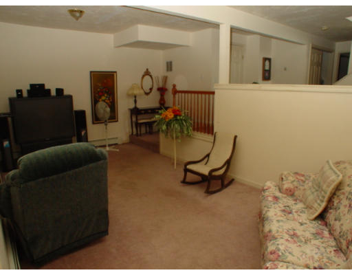 442 Lake Avenue Worcester, MA 01604 - Photo 3 of 4