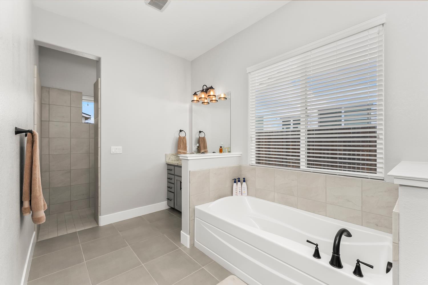 5080 Misty Ridge Drive Roseville, CA 95747 - Photo 21 of 48