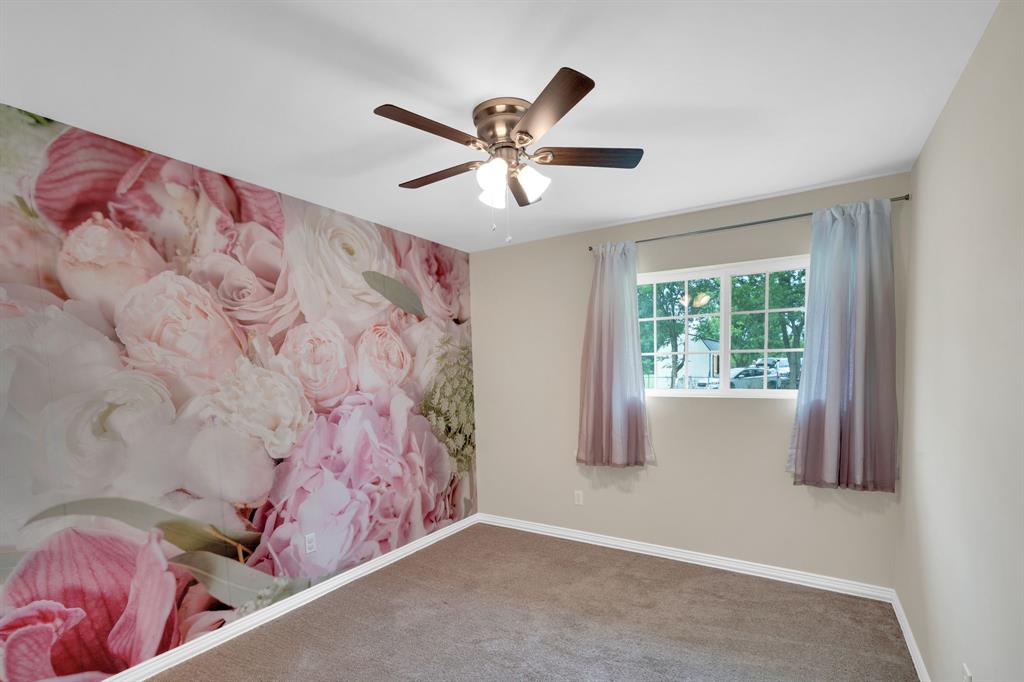 808 Gibson Road Waxahachie, TX 75165 - Photo 8 of 25