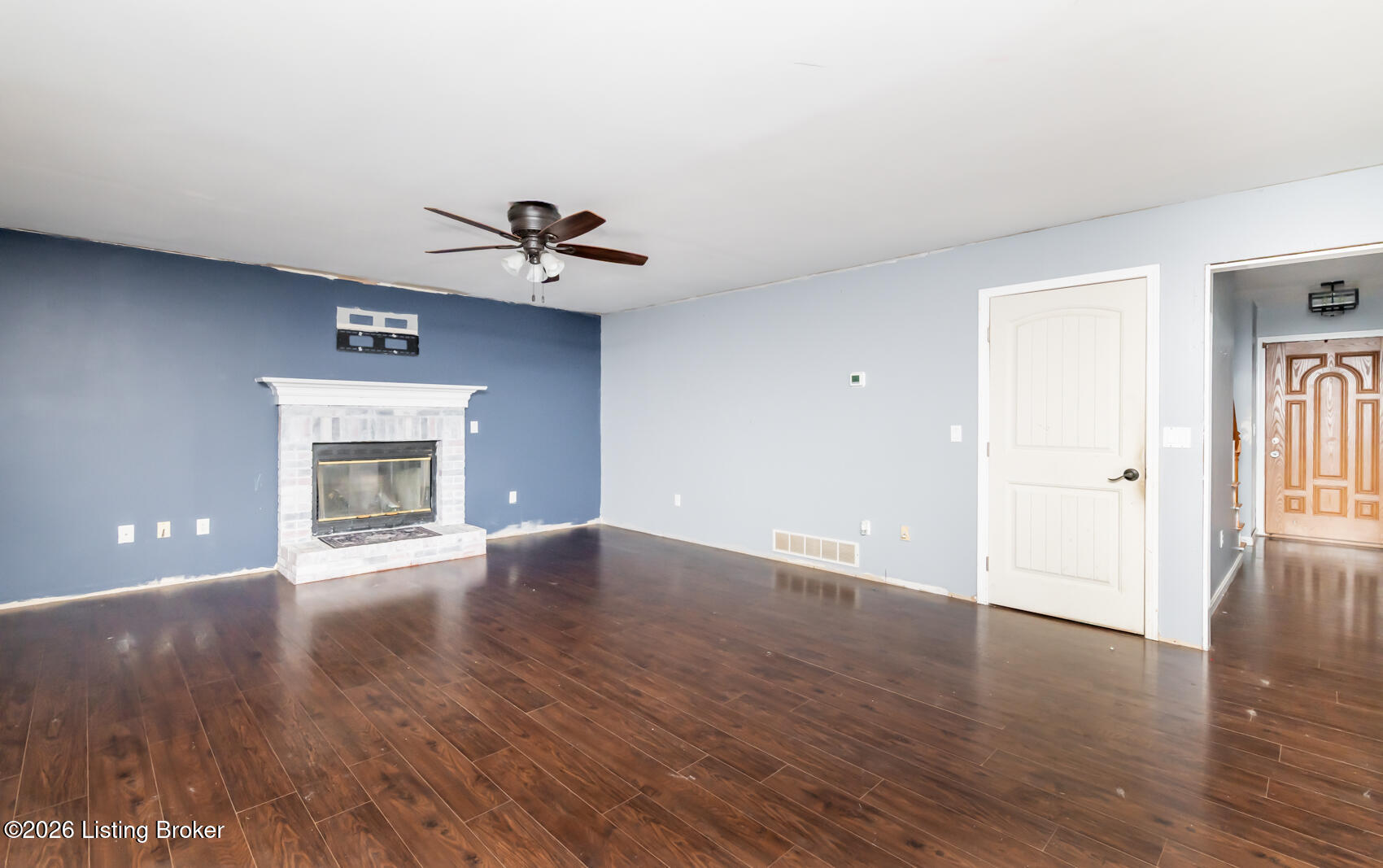 110 Masters Street Radcliff, KY 40160 - Photo 17 of 72 Living Area
