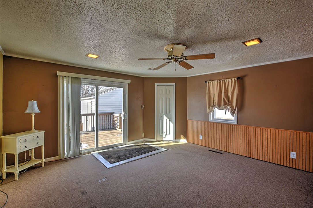 1107 North Oakcrest Avenue Decatur, IL 62522 - Photo 6 of 21