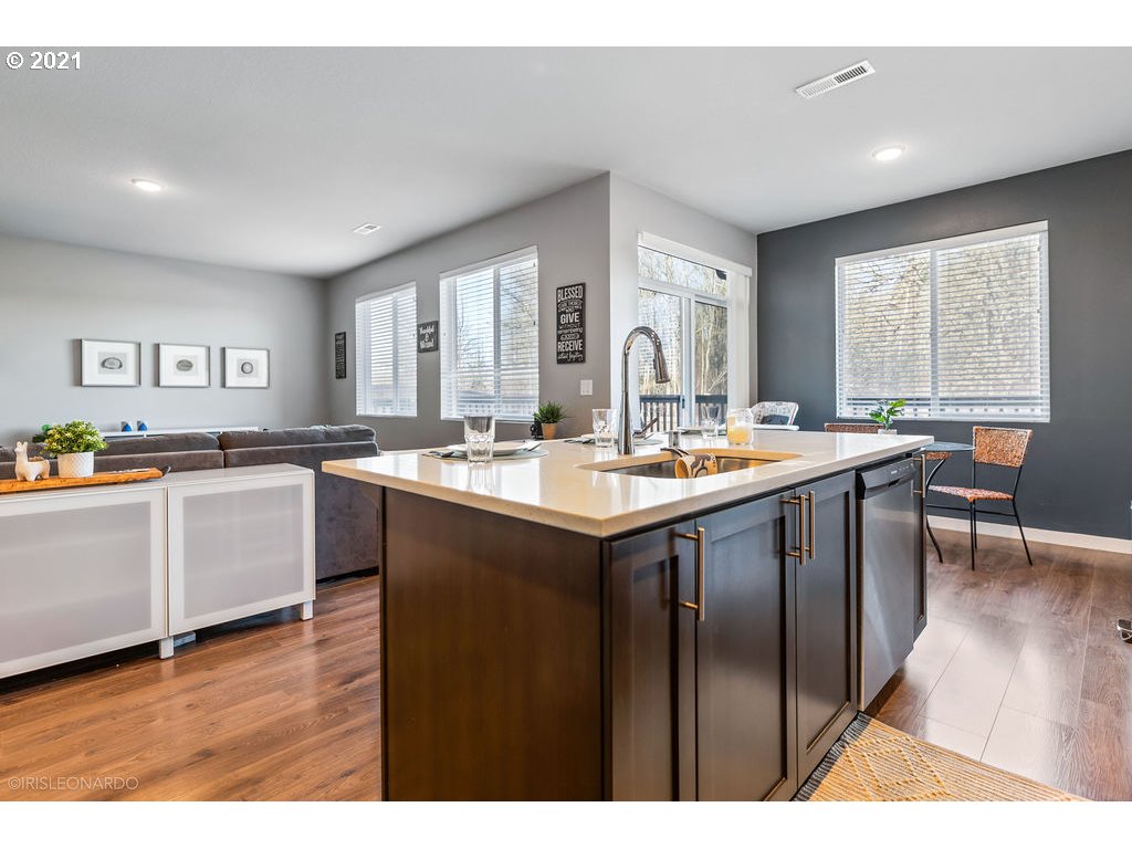 1408 Northeast 172nd Street Ridgefield, WA 98642 - Photo 12 of 31