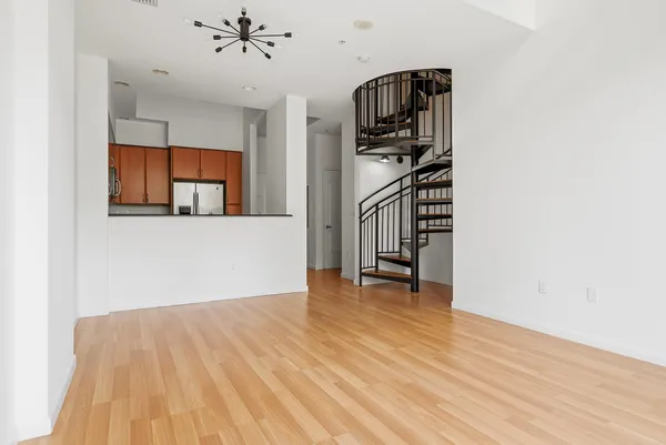 $4,000 | 801 South Olive Avenue, Unit 425, West Palm Beach, FL 33401