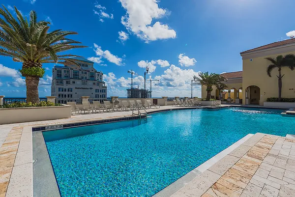 $4,000 | 801 South Olive Avenue, Unit 425, West Palm Beach, FL 33401