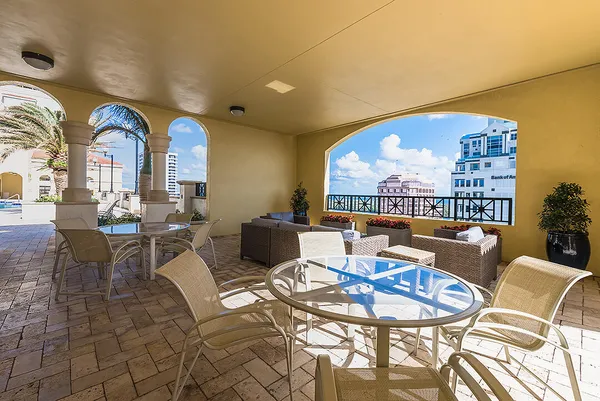 $4,000 | 801 South Olive Avenue, Unit 425, West Palm Beach, FL 33401