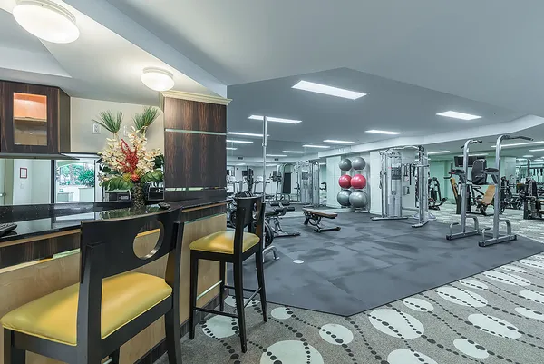 $4,000 | 801 South Olive Avenue, Unit 425, West Palm Beach, FL 33401