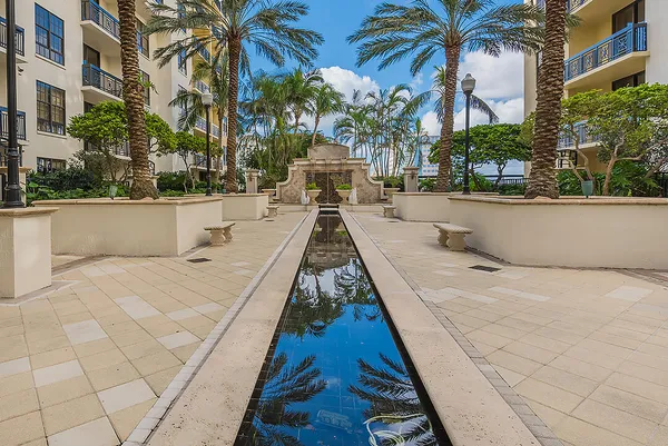 $4,000 | 801 South Olive Avenue, Unit 425, West Palm Beach, FL 33401