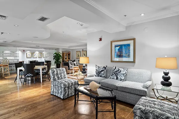 $4,000 | 801 South Olive Avenue, Unit 425, West Palm Beach, FL 33401