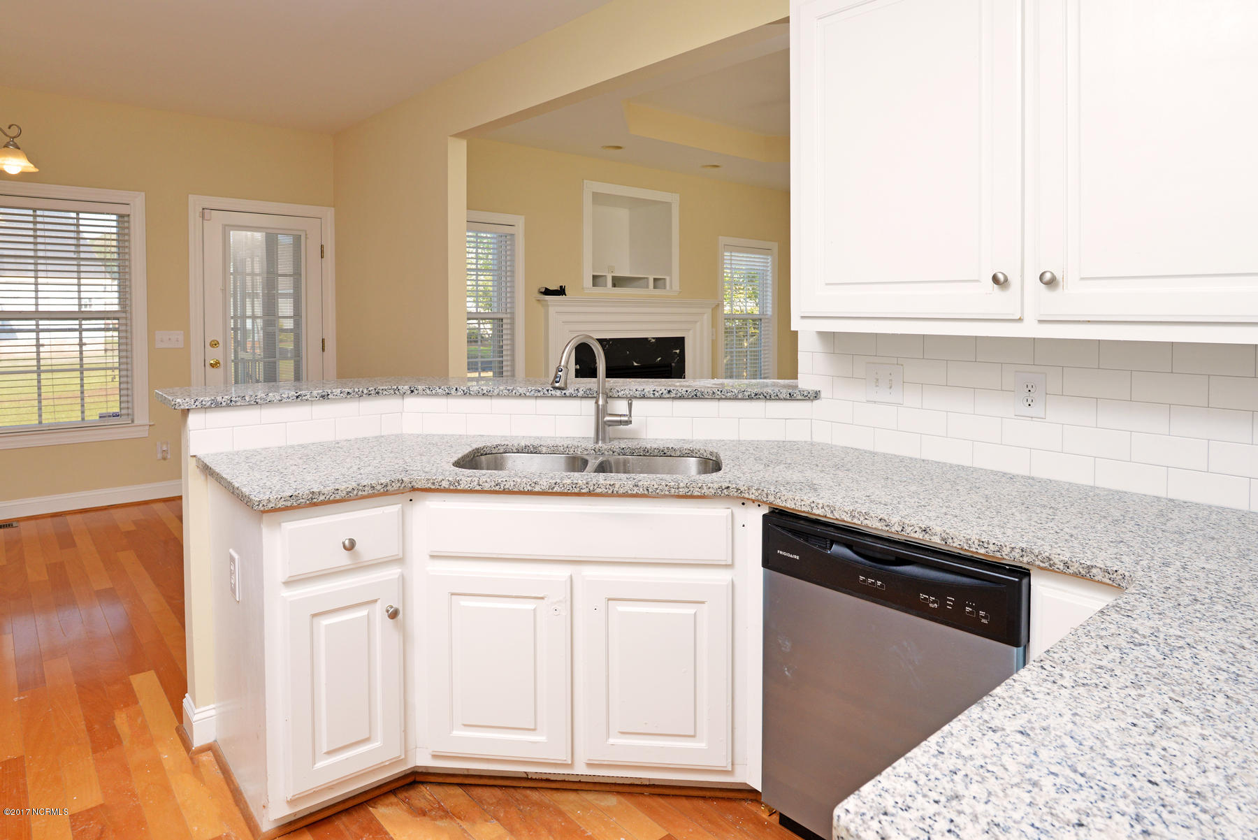 703 Tabard Road Winterville, NC 28590 - Photo 3 of 48 F71CCE27-C6E3-49F8-B3F1-36E6831C109C