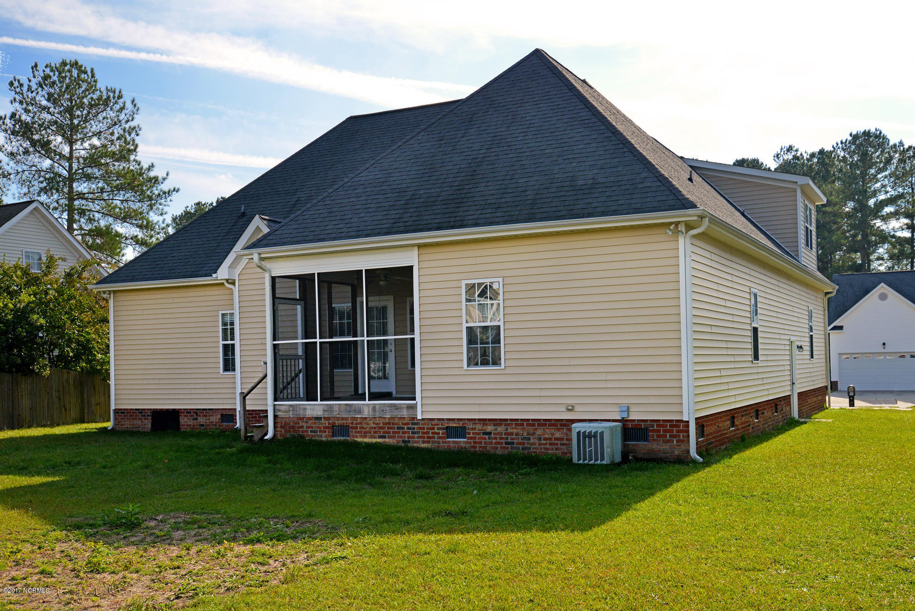 703 Tabard Road Winterville, NC 28590 - Photo 38 of 48 04E59C9B-11F3-4896-B9B3-B4CE135BEF4E