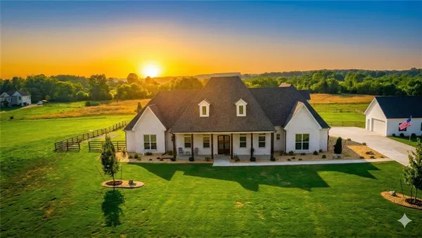 $1,200,000 | 29 Ravenfield Road, Taylorsville, GA 30178