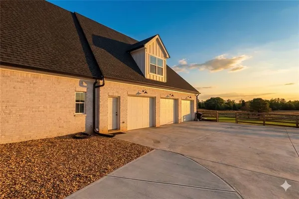 $1,200,000 | 29 Ravenfield Road, Taylorsville, GA 30178