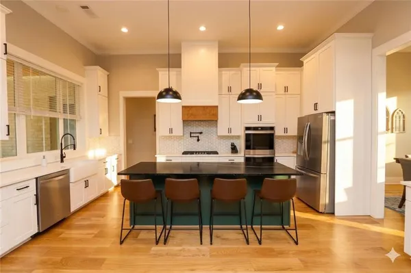 $1,200,000 | 29 Ravenfield Road, Taylorsville, GA 30178