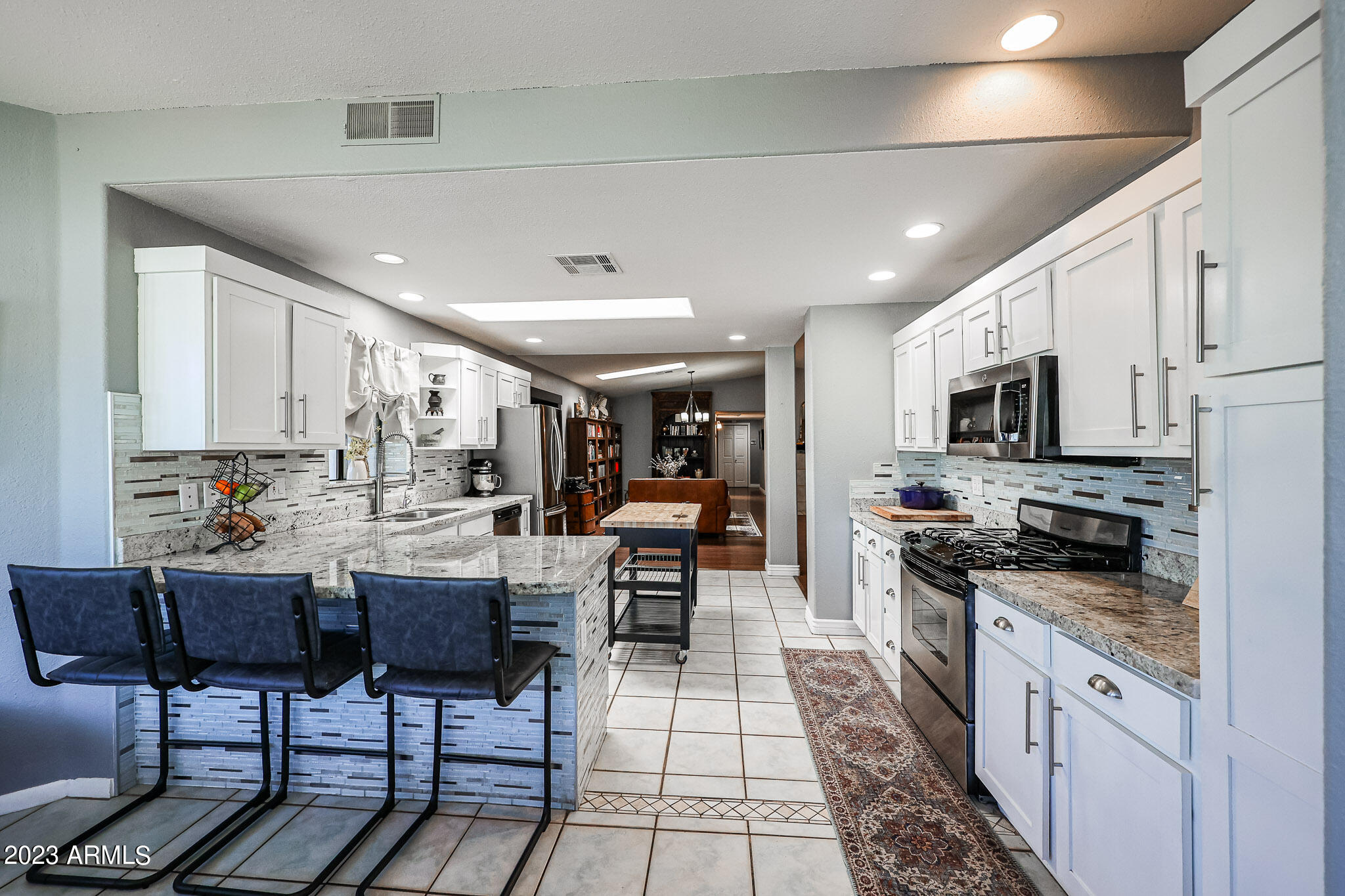 1102 East Roberts Road Phoenix, AZ 85022 - Photo 17 of 44 B (15)