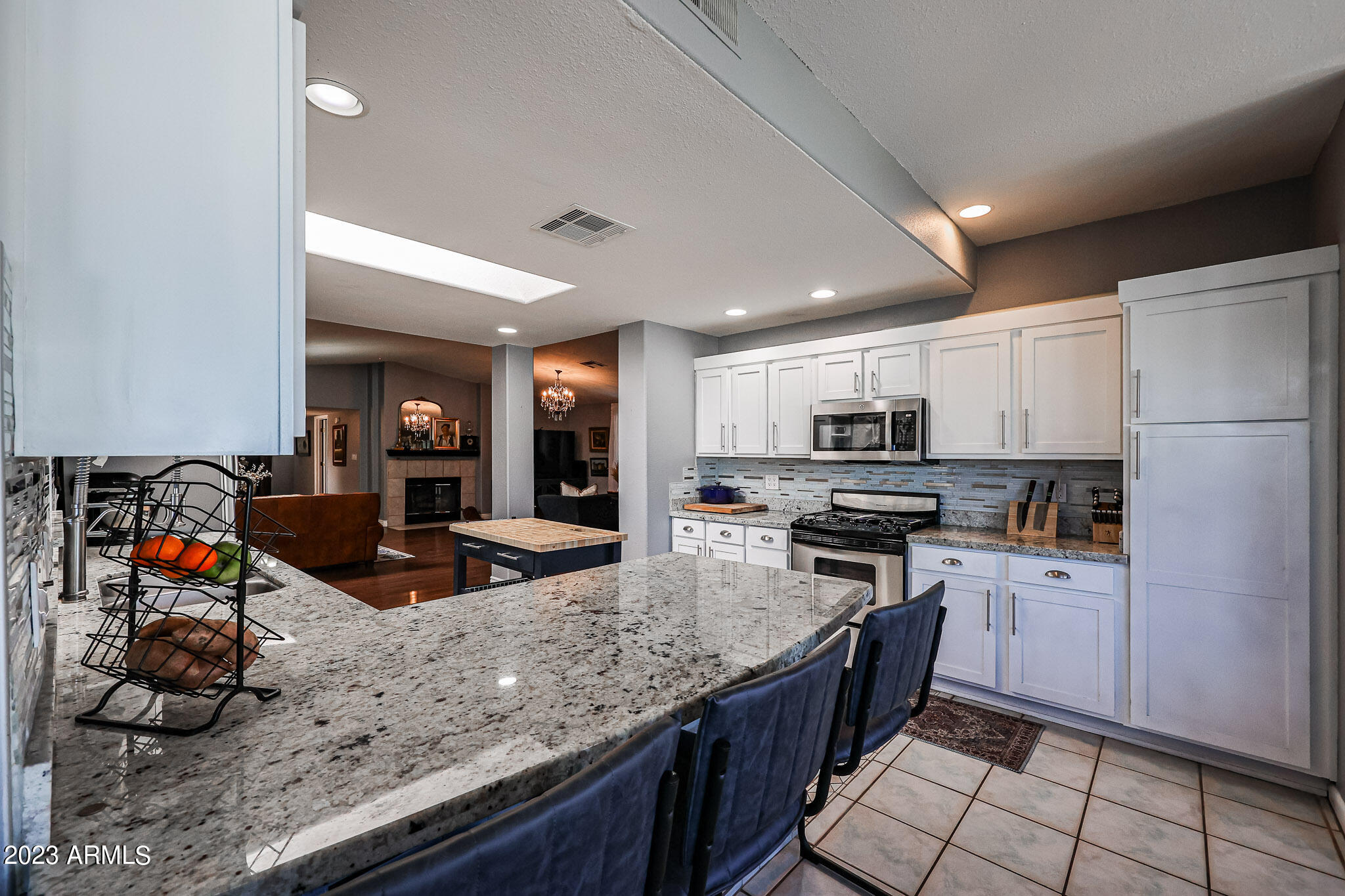 1102 East Roberts Road Phoenix, AZ 85022 - Photo 18 of 44 B (16)