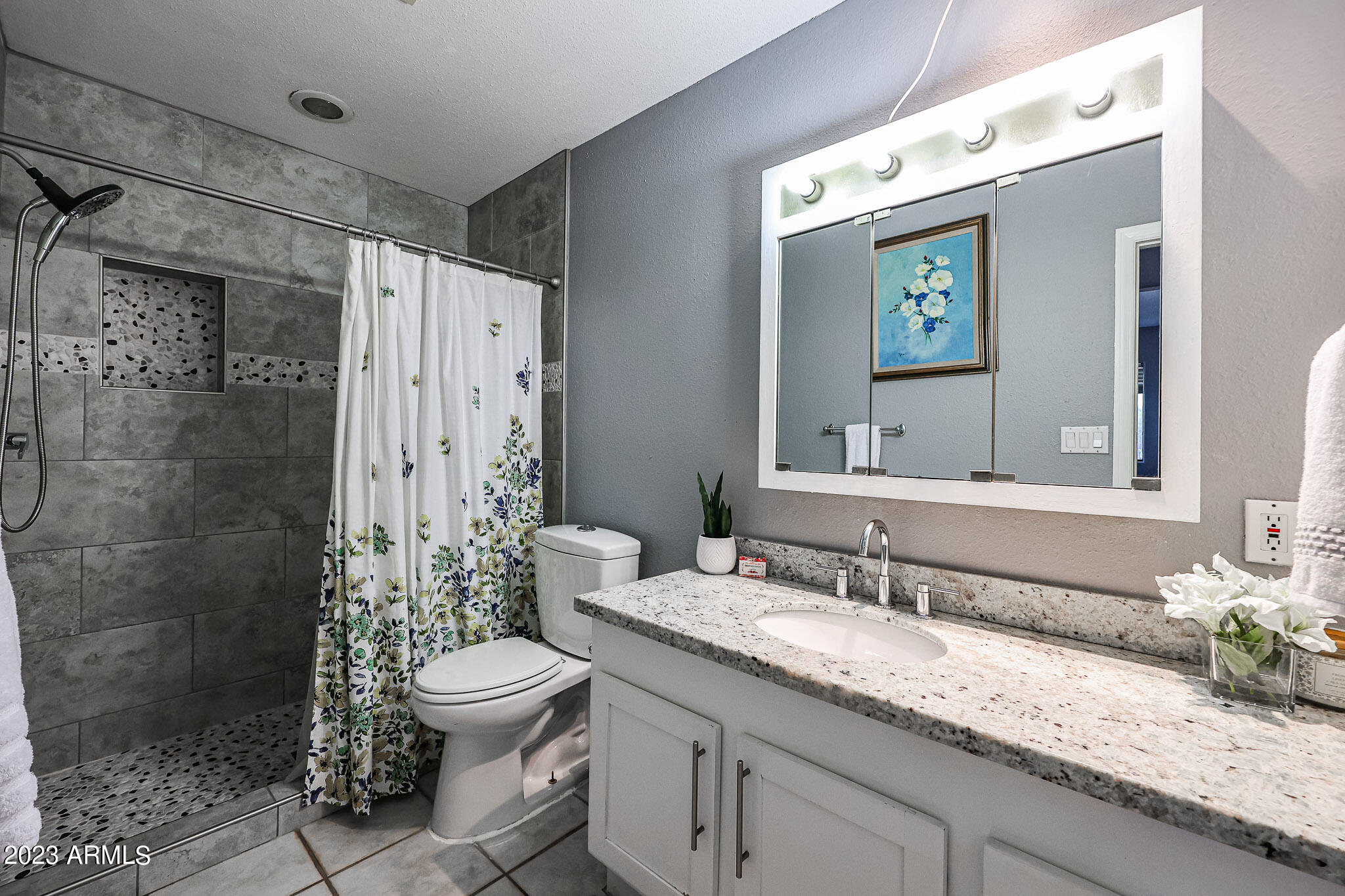 1102 East Roberts Road Phoenix, AZ 85022 - Photo 21 of 44 B (10)