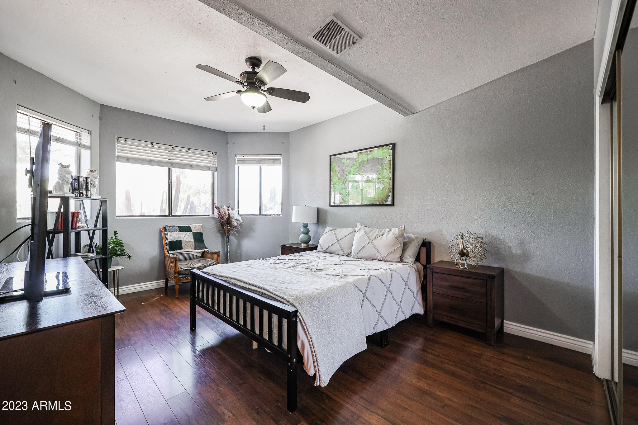 1102 East Roberts Road Phoenix, AZ 85022 - Photo 23 of 44 B (7)