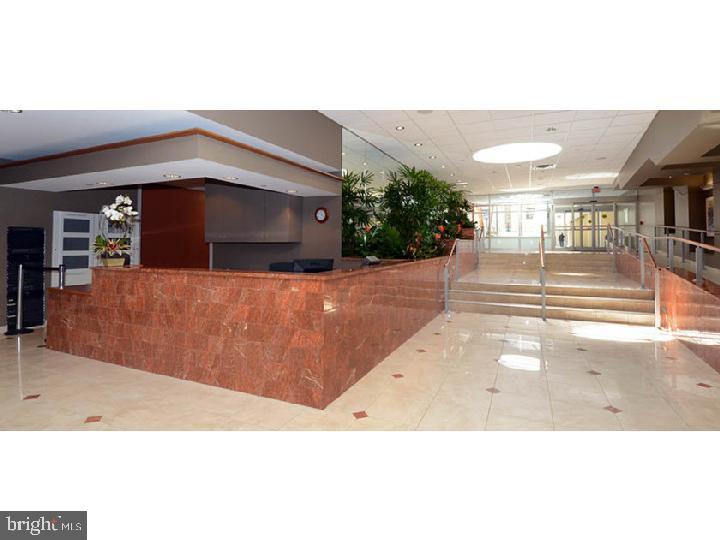 1919 Chestnut Street, Unit 714 Philadelphia, PA 19103 - Photo 15 of 18