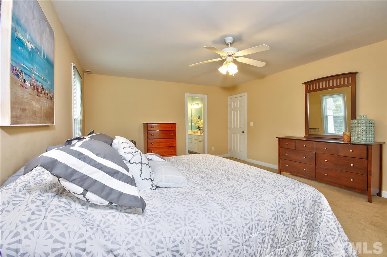 2608 Freestone Lane Raleigh, NC 27603 - Photo 14 of 25 Gallery Image 14