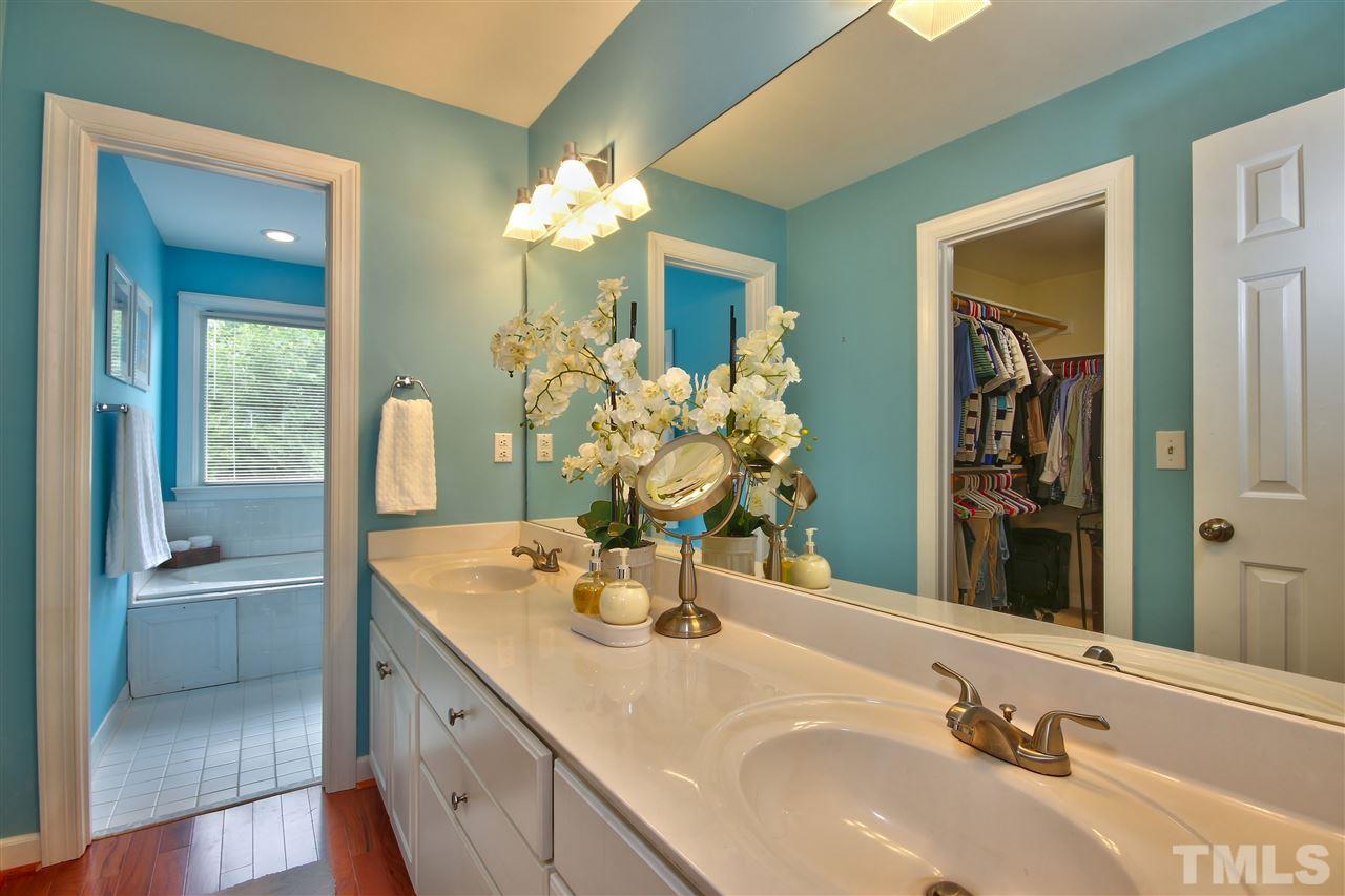 2608 Freestone Lane Raleigh, NC 27603 - Photo 15 of 25 Gallery Image 15