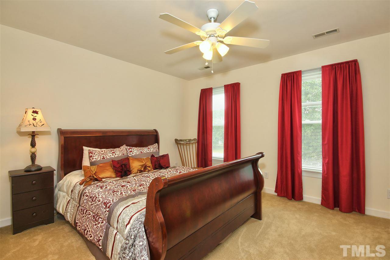 2608 Freestone Lane Raleigh, NC 27603 - Photo 18 of 25 Gallery Image 18