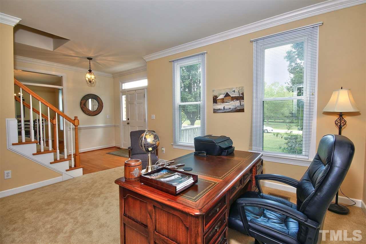 2608 Freestone Lane Raleigh, NC 27603 - Photo 4 of 25 Gallery Image 4