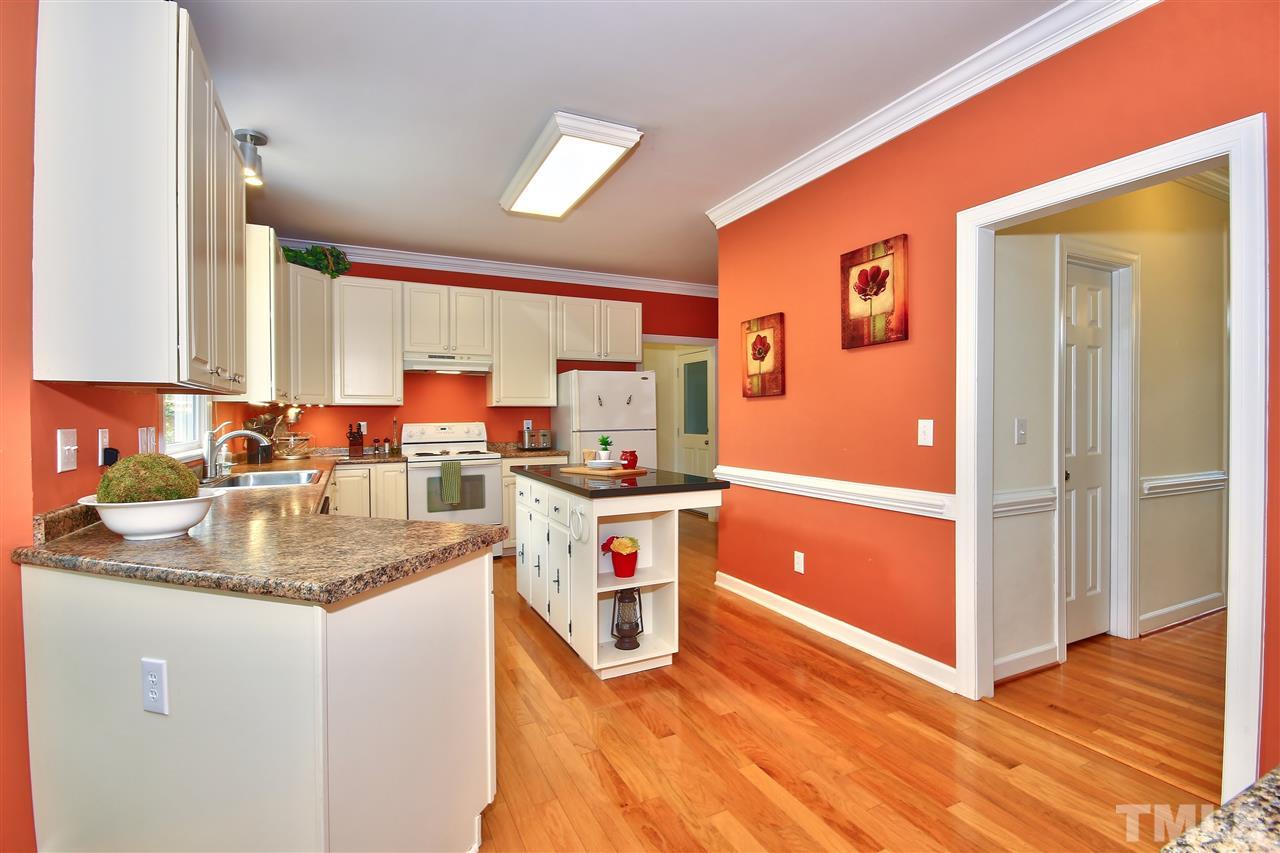 2608 Freestone Lane Raleigh, NC 27603 - Photo 10 of 25 Gallery Image 10