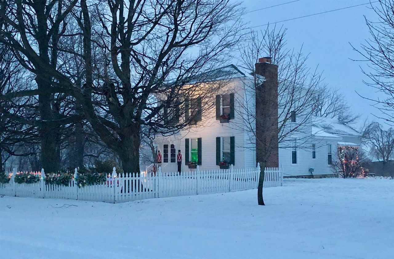 1948 South Ringle Road Vassar, MI 48768 - Photo 4 of 33