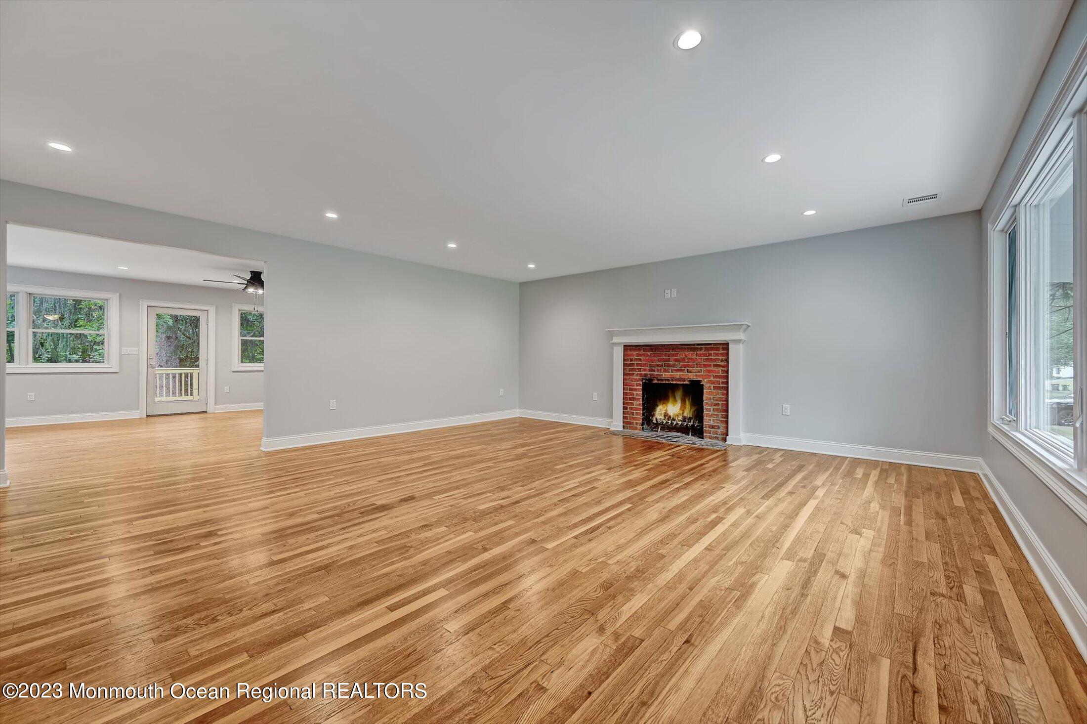 59 Reeds Road Tinton Falls, NJ 07724 - Photo 4 of 46 04-39967421