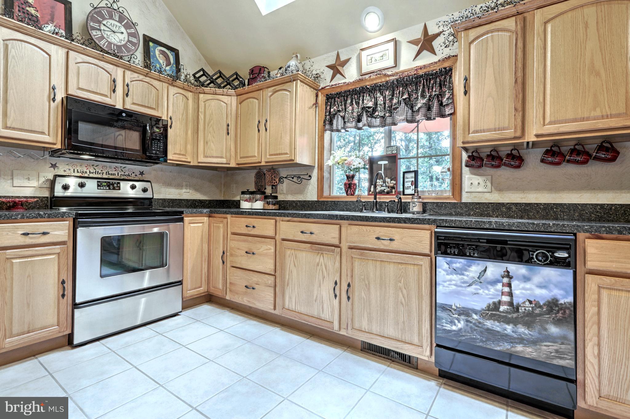 175 Burkholder Road Red Lion, PA 17356 - Photo 4 of 60