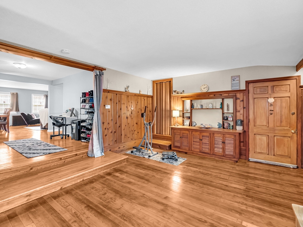 173 Bennett Road Hampden, MA 01036 - Photo 20 of 35 a view of a living room