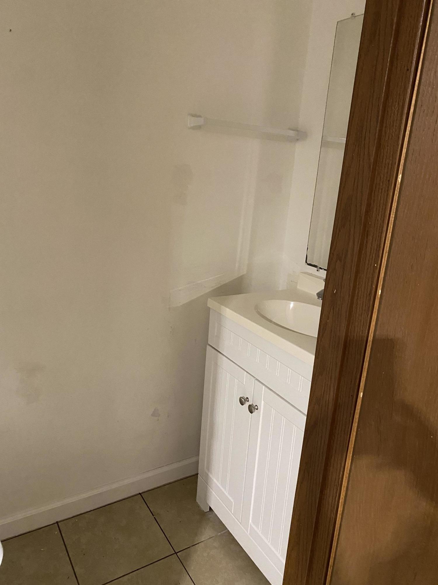 226 Pelham Road, Unit 6 Fort Walton Beach, FL 32547 - Photo 5 of 9 a view of utility room