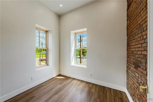 $2,900 | 106 Hotel Street, Unit 5, Utica, NY 13502