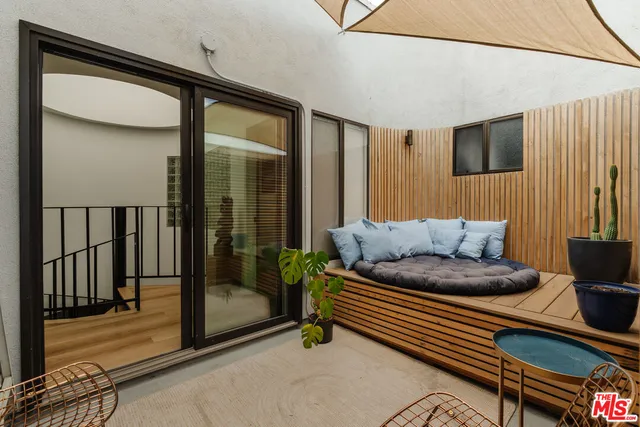 $1,299,000 | 11752 Bellagio Road, Unit 1, Los Angeles, CA 90049