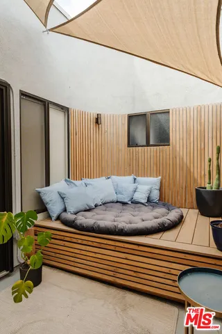 $1,299,000 | 11752 Bellagio Road, Unit 1, Los Angeles, CA 90049