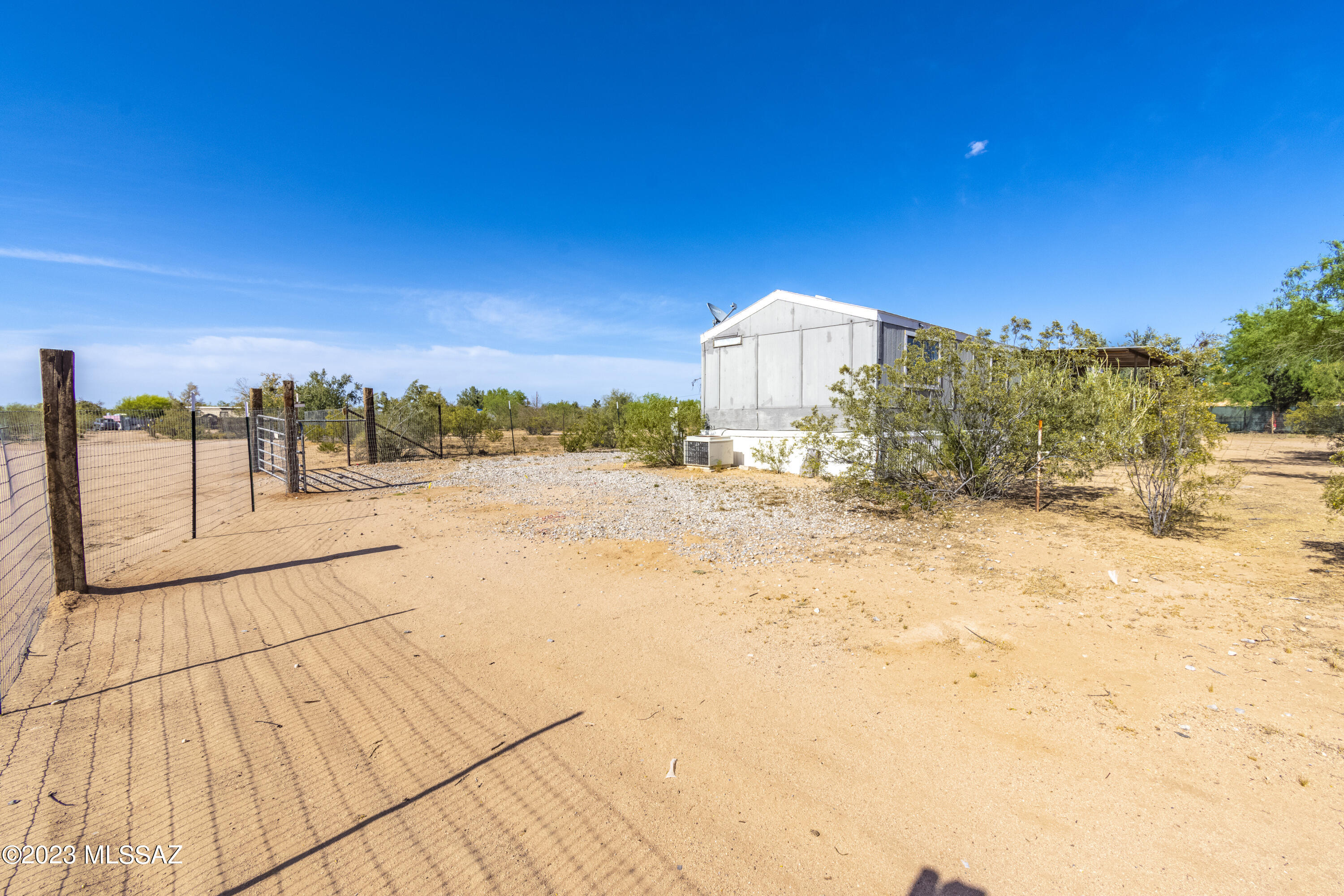12190 West Camper Road Tucson, AZ 85743 - Photo 27 of 27