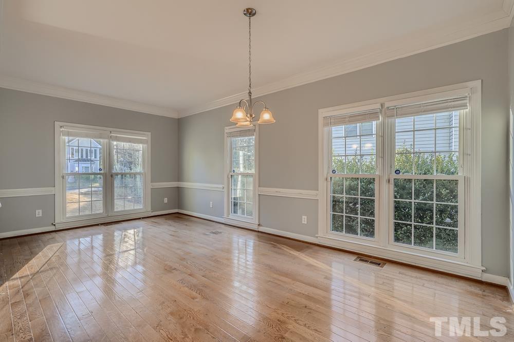 8813 Bluff Pointe Court Raleigh, NC 27615 - Photo 9 of 28 Gallery Image 9