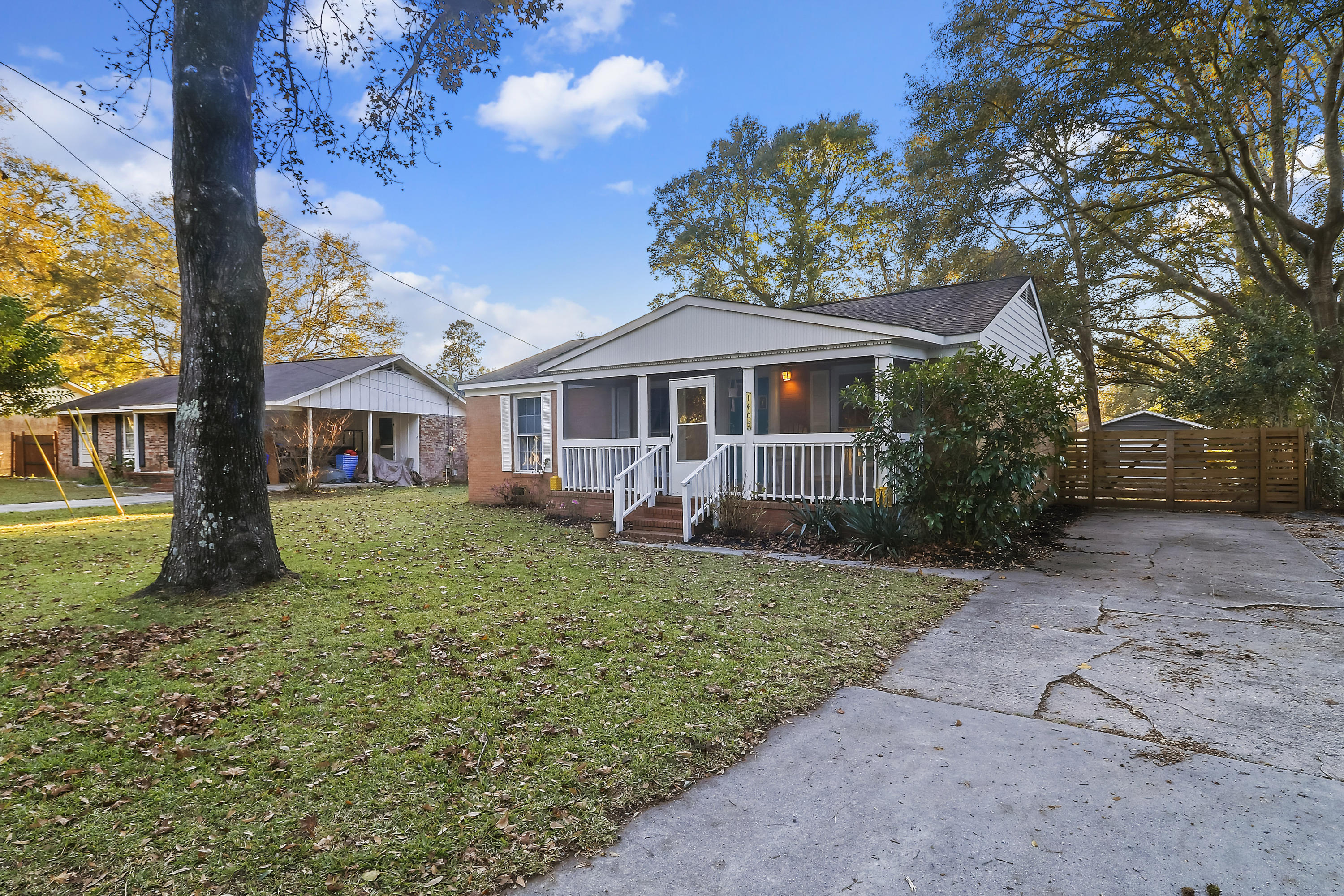 1405 Secessionville Road Charleston, SC 29412 - Photo 1 of 22 _L9A9902