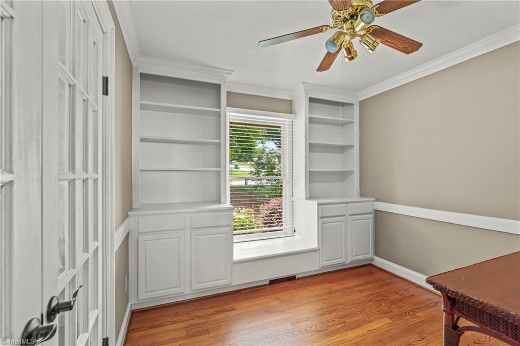 3106 Rolling Road High Point, NC 27265 - Photo 15 of 41