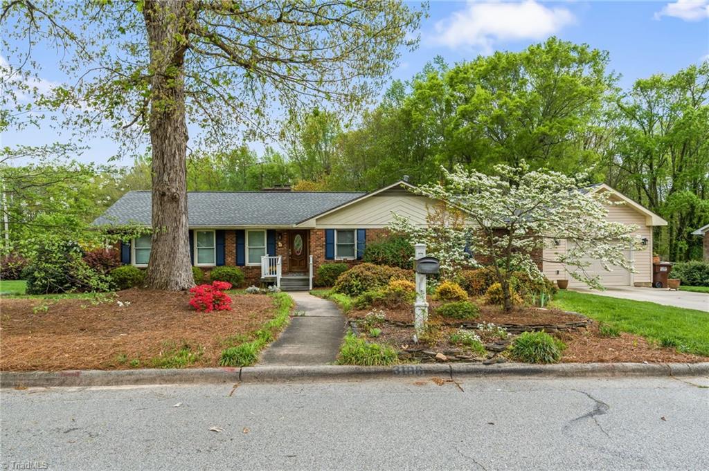 3106 Rolling Road High Point, NC 27265 - Photo 2 of 41