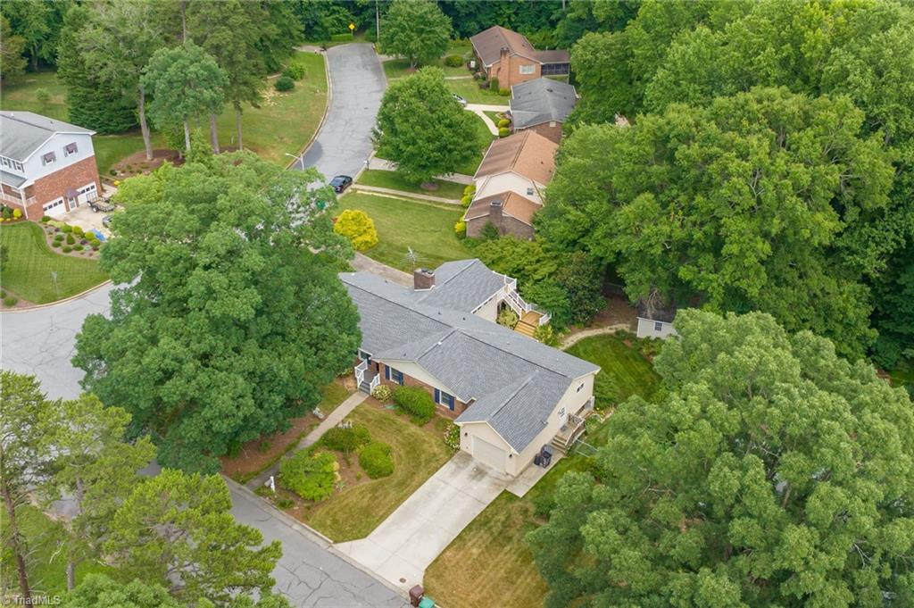 3106 Rolling Road High Point, NC 27265 - Photo 39 of 41
